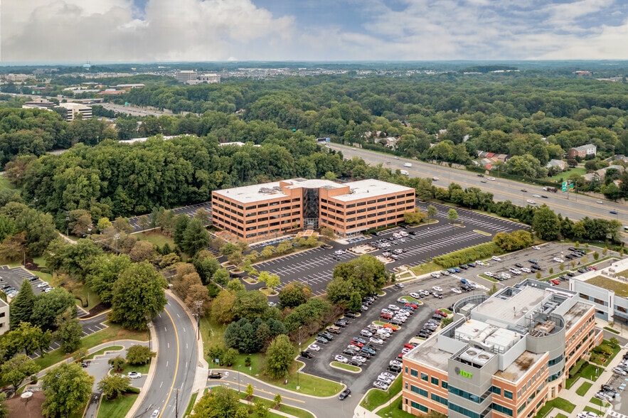 More Photos Of 1445-1455 Research Blvd, Rockville Office For Lease