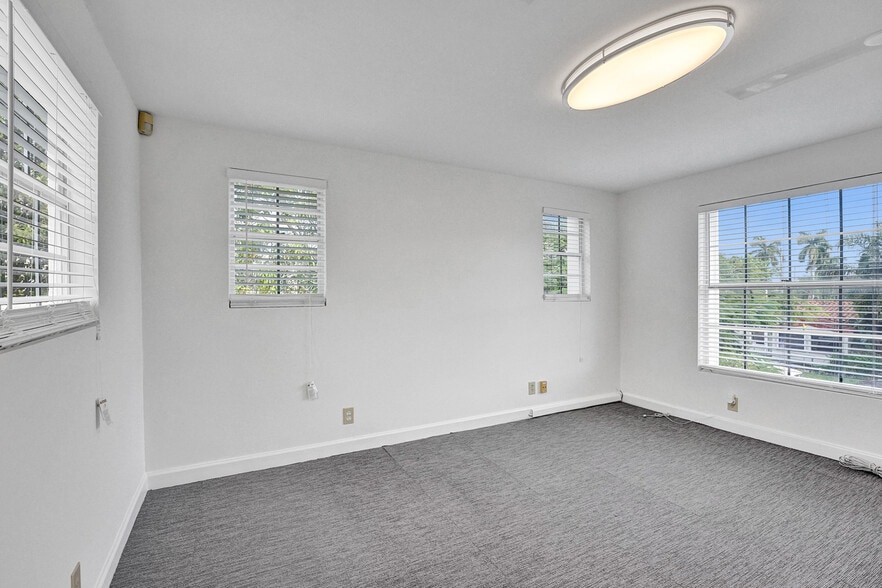 More Photos Of 1215 SE 2nd Ave, Fort Lauderdale Office For Lease