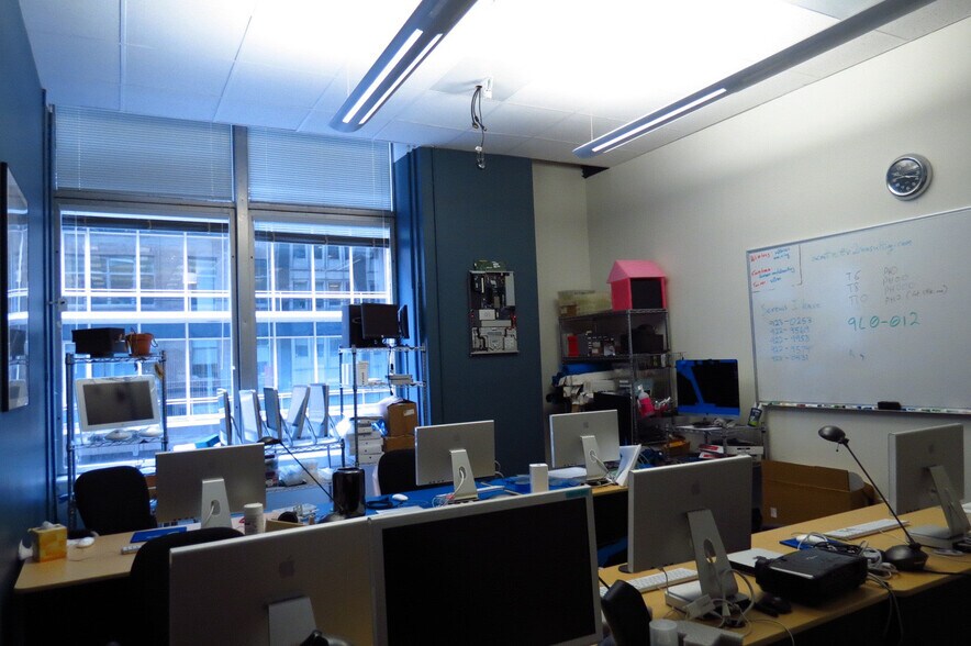 More Photos Of 98 Battery St, San Francisco Office For Lease