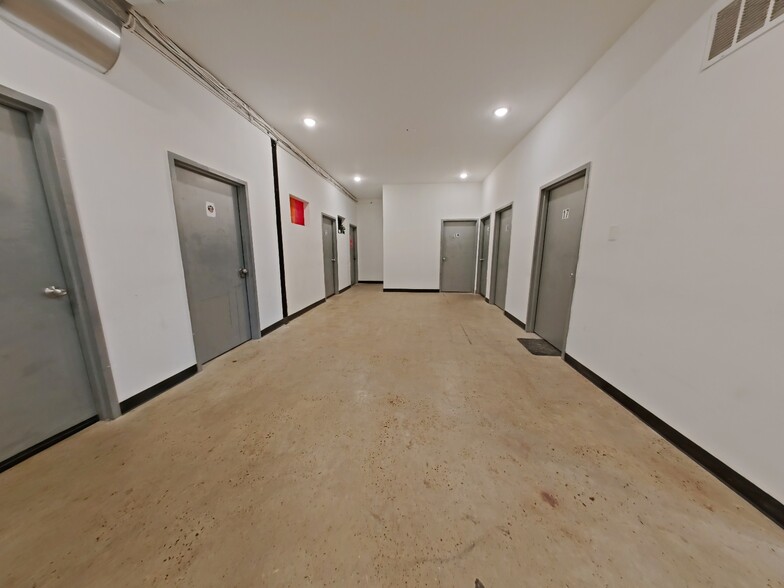 More Photos Of 1537 Deal St, Philadelphia Office For Sale