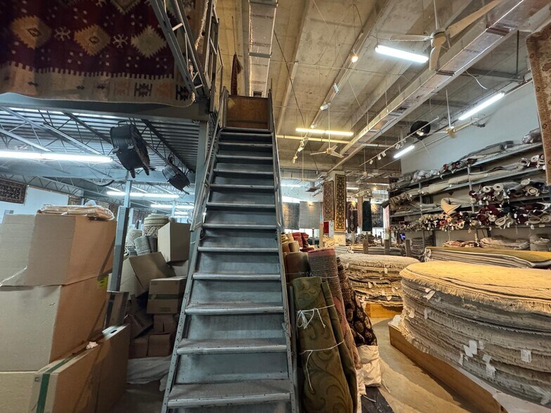 More Photos Of 2801 Biscayne Blvd, Miami Freestanding For Lease