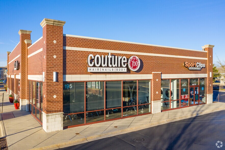 More Photos Of 195 S Rand Rd, Lake Zurich Freestanding For Lease