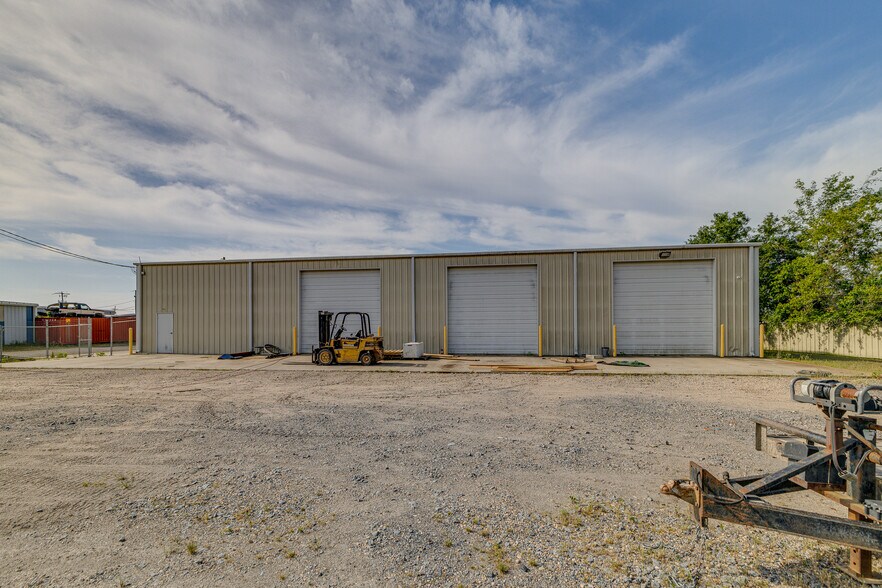 More Photos Of 203 Jerry St, West Monroe Auto Repair For Sale