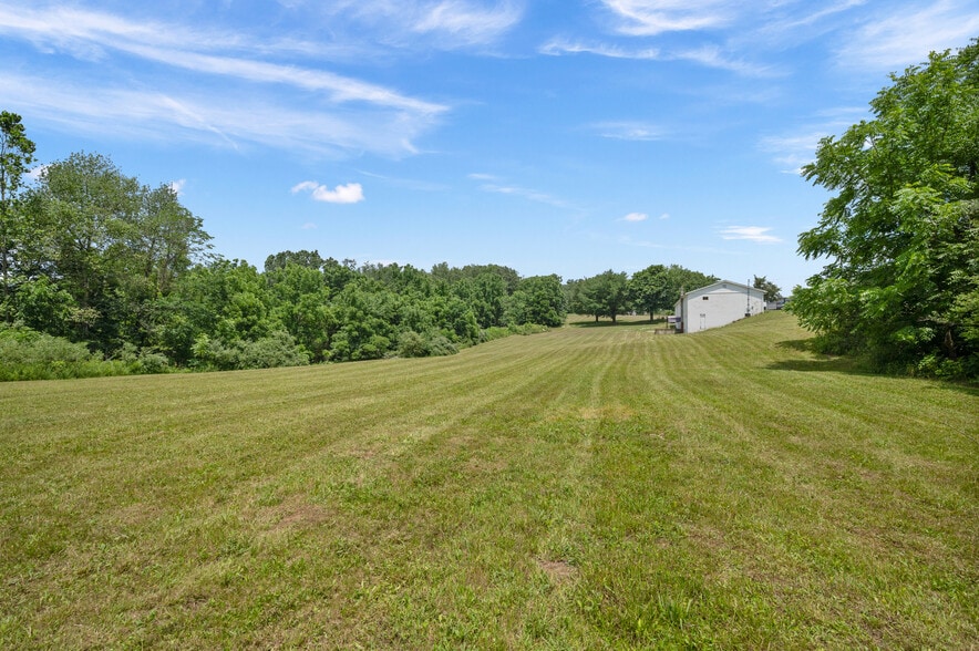 More Photos Of 2006 Mount Pleasant Rd, Greensburg Freestanding For Sale
