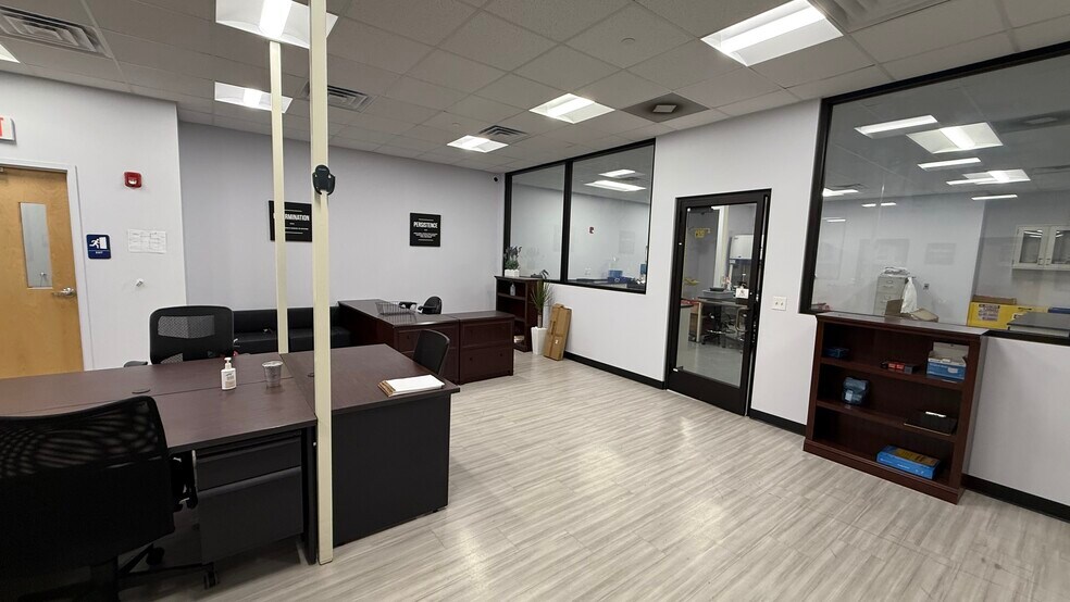 More Photos Of 2550 Brodhead Rd, Bethlehem Flex For Lease