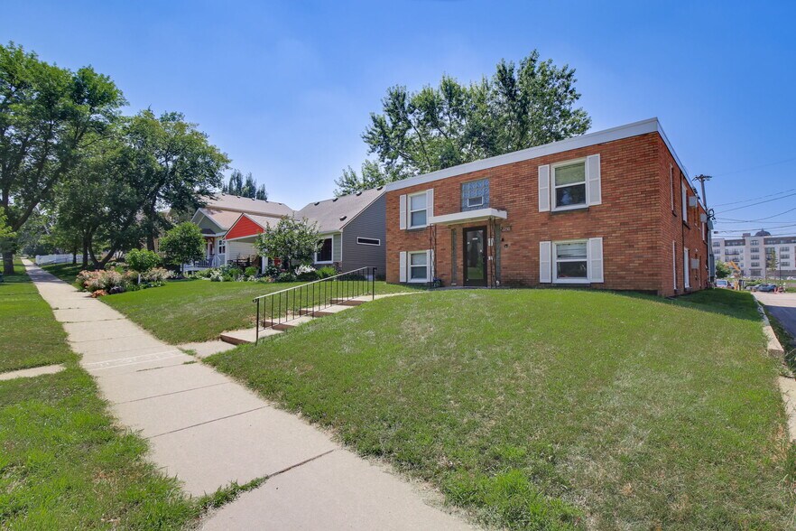 More Photos Of 2236 Pinehurst Ave, Saint Paul Apartments For Sale