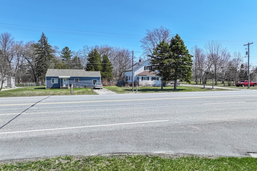 More Photos Of 12181 Dixie Hwy, Birch Run Specialty For Sale
