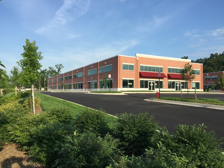 More Photos Of 22149 Davis Dr, Sterling Light Distribution For Lease