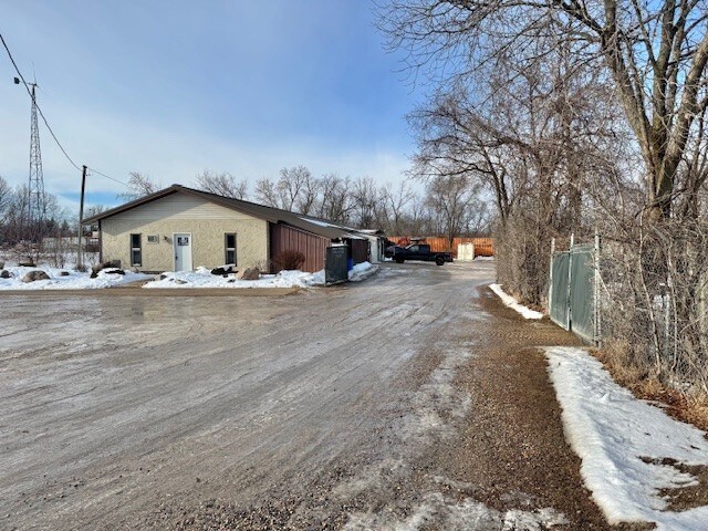 Primary Photo Of 16740 Welcome Ave SE, Prior Lake Light Manufacturing For Sale