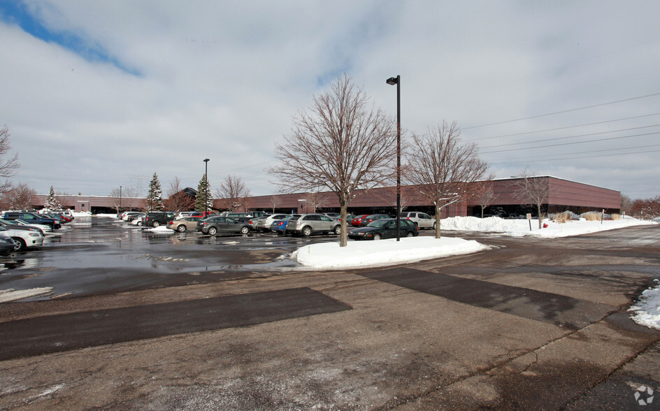 Primary Photo Of 6500 Wedgewood Rd N, Maple Grove Research And Development For Lease