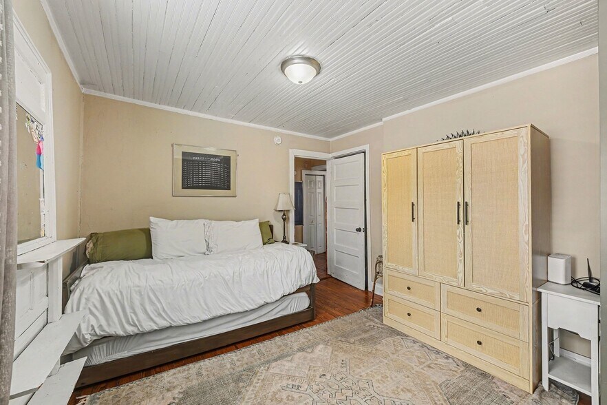 More Photos Of 81 Simons St, Charleston Apartments For Sale