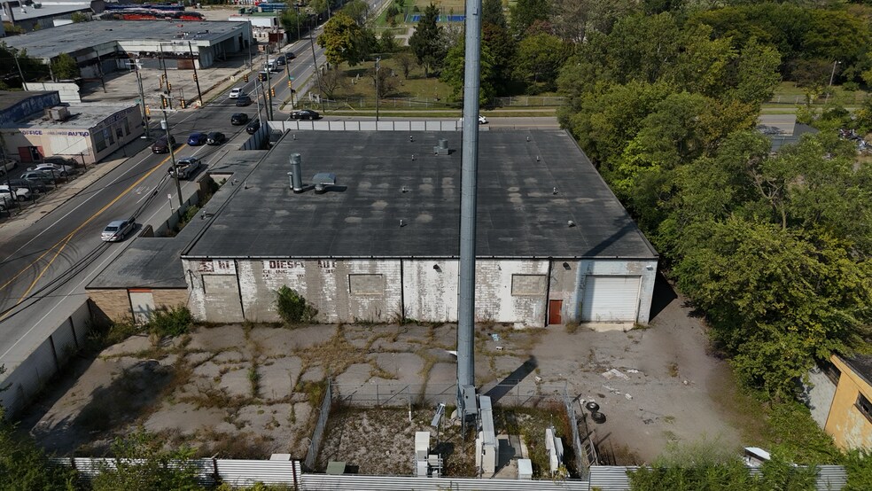 More Photos Of 14410 Meyers Rd, Detroit Industrial For Sale