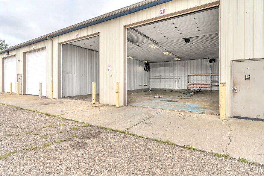 More Photos Of , Elkhart Unknown For Sale