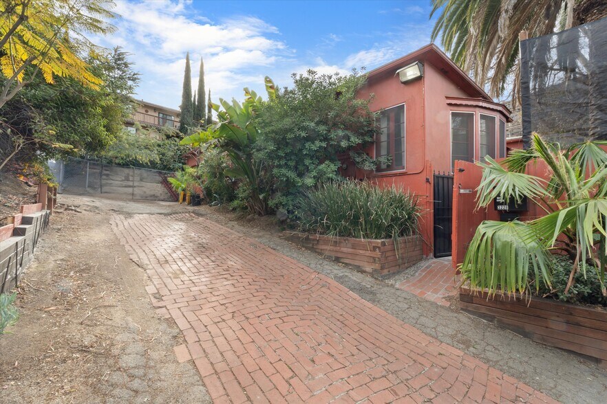 Primary Photo Of 3226 Barham Blvd, Los Angeles Storefront Retail Residential For Sale