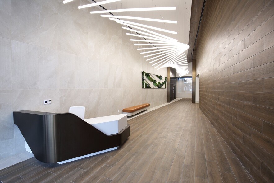 More Photos Of 3090 Nowitzki Way, Dallas Office For Lease