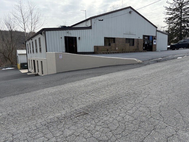 More Photos Of 1325 Clay St, Bethlehem Light Manufacturing For Sale