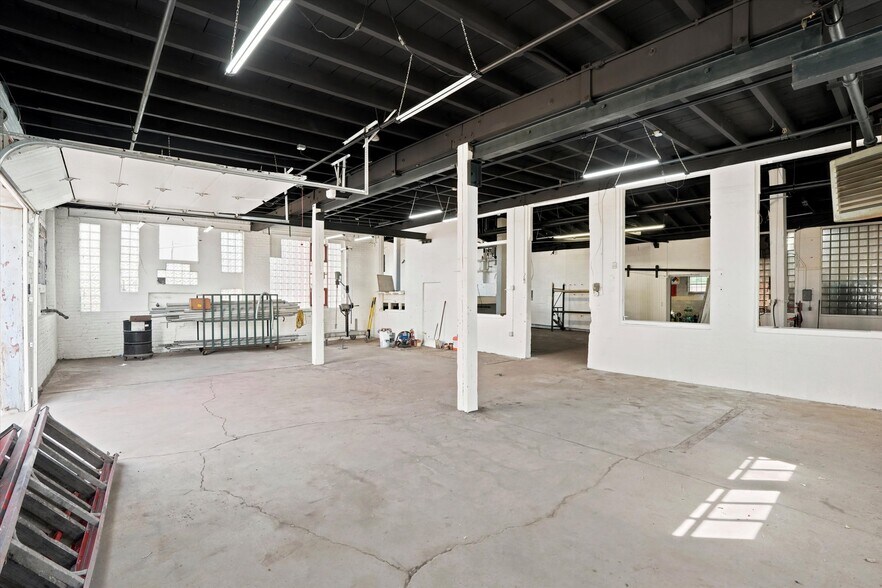 More Photos Of 4821 Garden St, Philadelphia Industrial For Sale