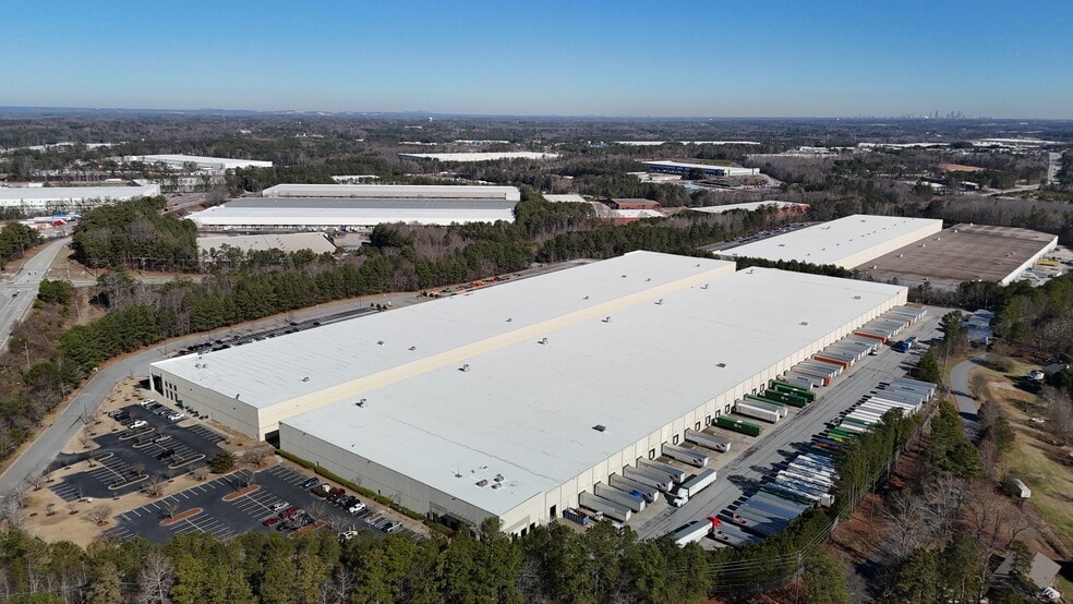 More Photos Of 7310 Oakley Industrial Blvd, Fairburn Warehouse For Lease