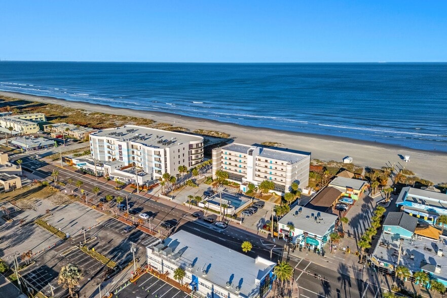 More Photos Of 101 N Atlantic Ave, Cocoa Beach General Retail For Sale