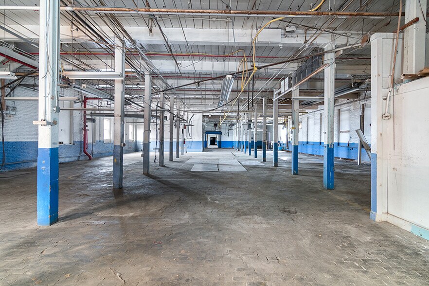 More Photos Of 248 Pine St, Pawtucket Warehouse For Sale