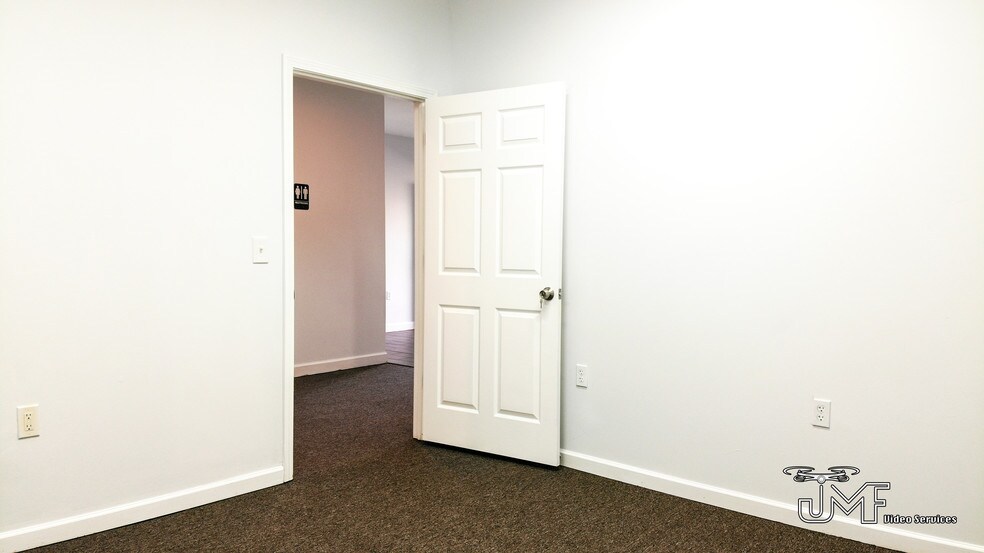 More Photos Of 3578-3592 Old Milton Pky, Alpharetta Medical For Lease