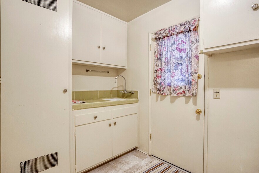 More Photos Of 4419 City Terrace Dr, Los Angeles Multifamily For Sale