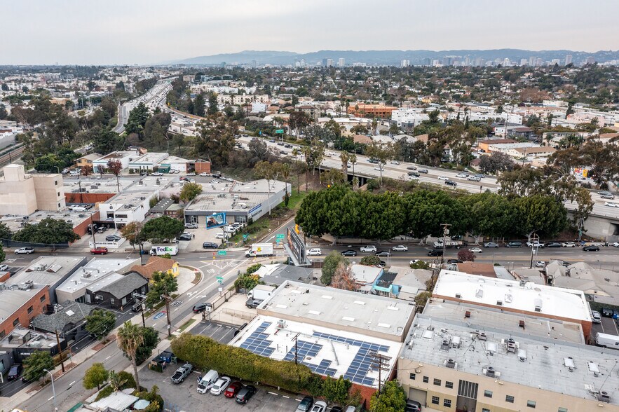 More Photos Of 3364 S Robertson Blvd, Los Angeles Warehouse For Sale
