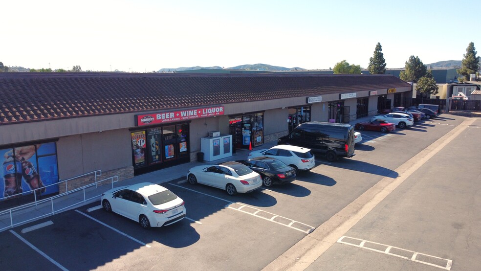 More Photos Of 935 W Mission Ave, Escondido Unknown For Lease