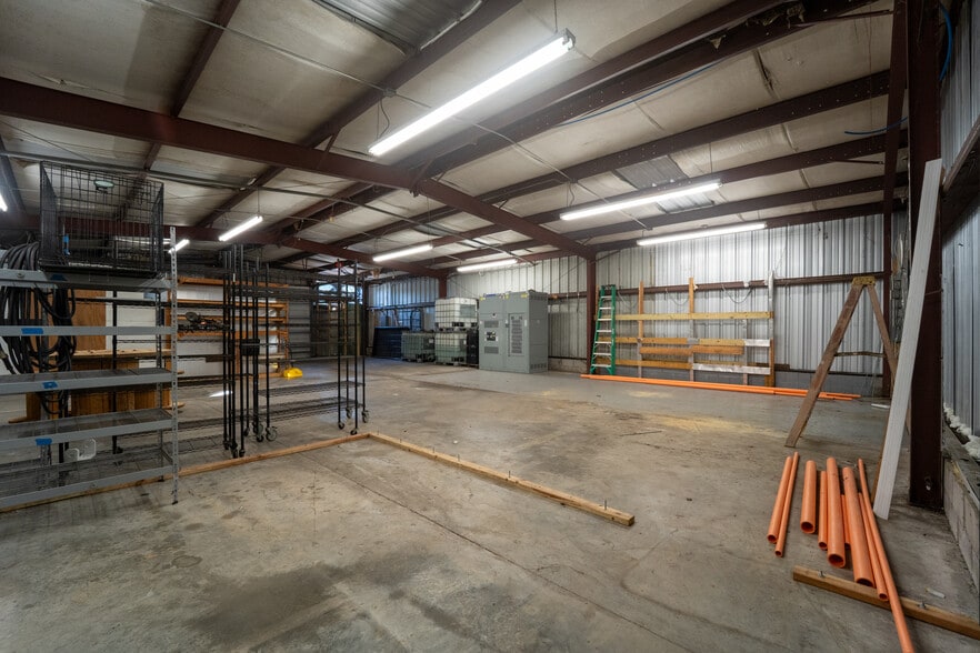 More Photos Of 78 Masters Dr, Saint Augustine Warehouse For Lease