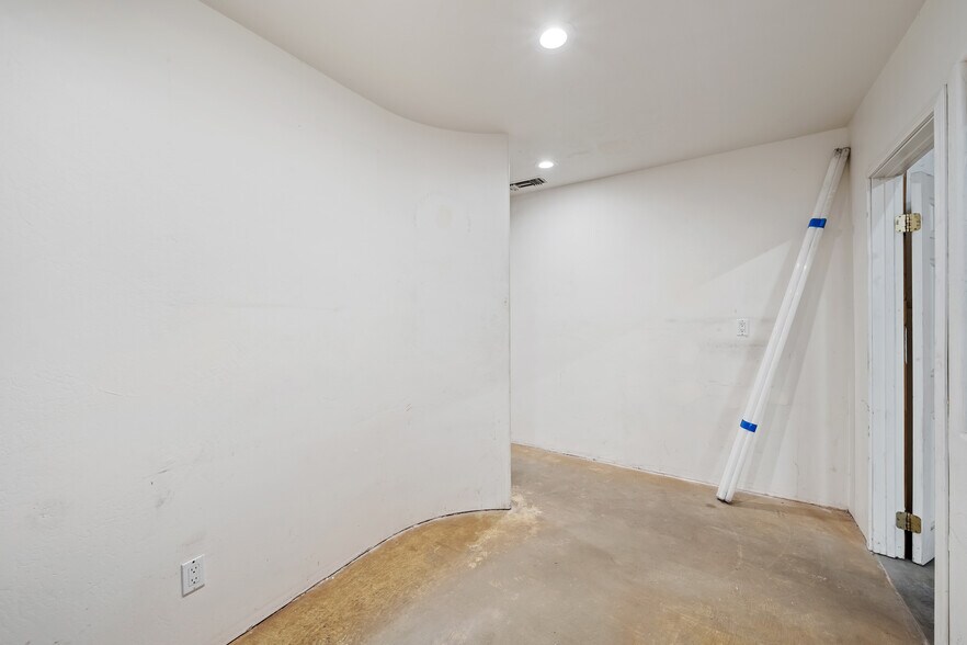 More Photos Of 604 30th St, Paso Robles Industrial For Lease