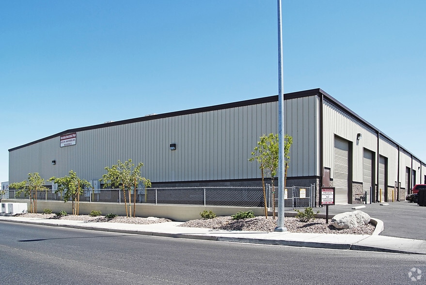 More Photos Of 3915 W Hacienda Ave, Las Vegas Warehouse For Lease