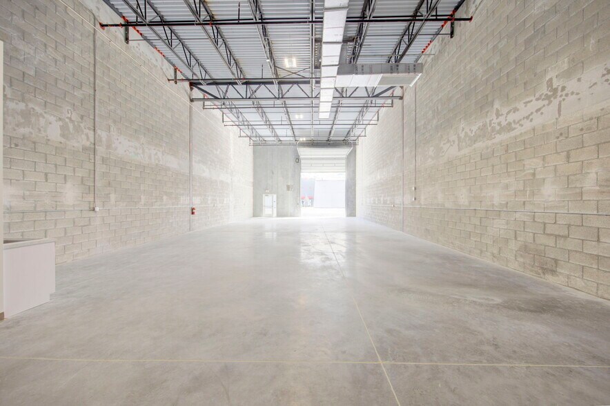 More Photos Of 1750 SE 38th Ave, Homestead Warehouse For Lease