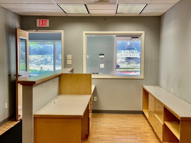 More Photos Of 160 S Turnpike Rd, Wallingford Light Distribution For Lease