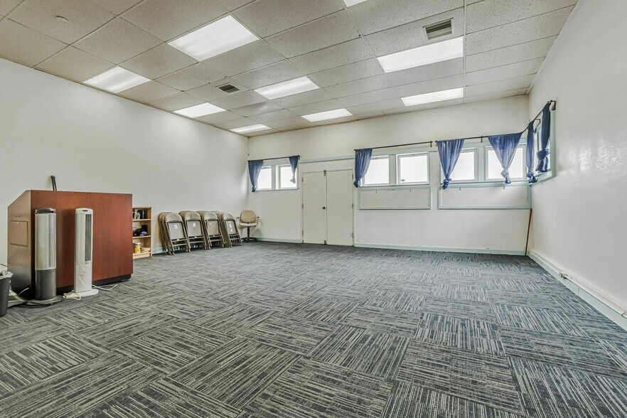 More Photos Of 4110-4118 Judah St, San Francisco Religious Facility For Sale