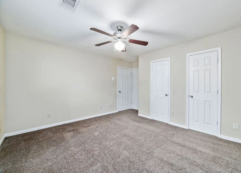 More Photos Of 100 Westpark Dr, Conroe Apartments For Sale