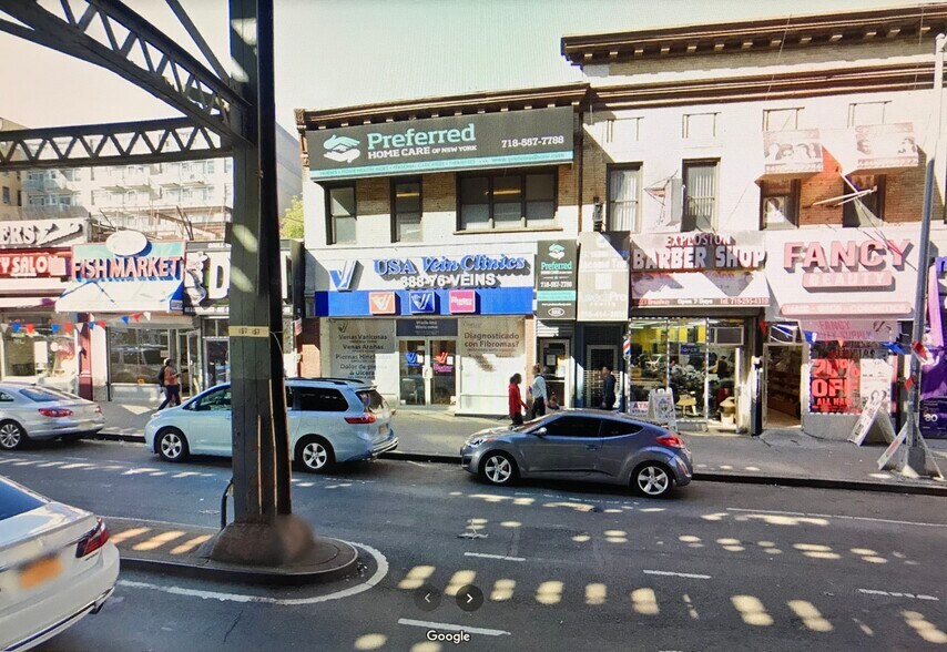 Primary Photo Of 5221-5229 Broadway, Bronx Storefront For Lease