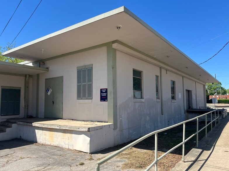 More Photos Of 301 W Cabarrus St, Raleigh Flex For Lease