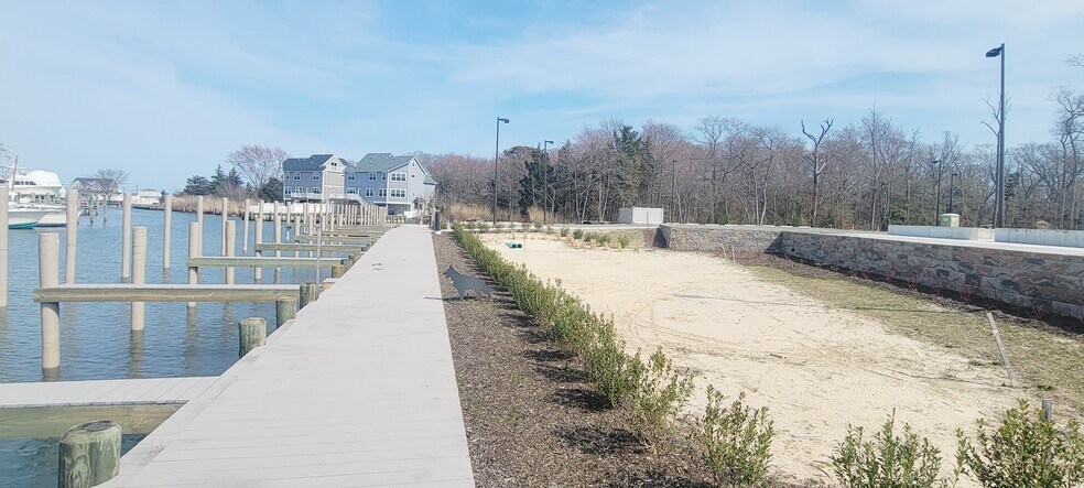 More Photos Of 41 Pennsylvania Ave, Waretown Marina For Sale