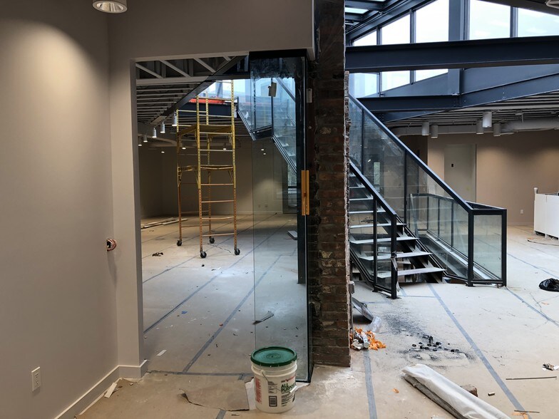 More Photos Of 839 Broadway, Brooklyn Freestanding For Lease