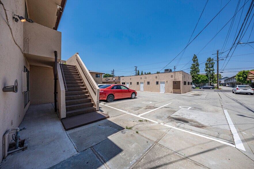 More Photos Of 9436 Flower St, Bellflower Apartments For Sale