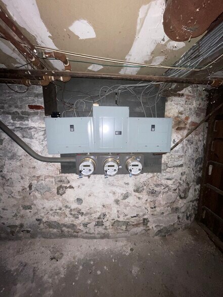More Photos Of 694 Winchester Ave, New Haven Apartments For Sale