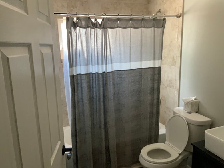 More Photos Of 3638 1st Ave N, Saint Petersburg Office Residential For Sale