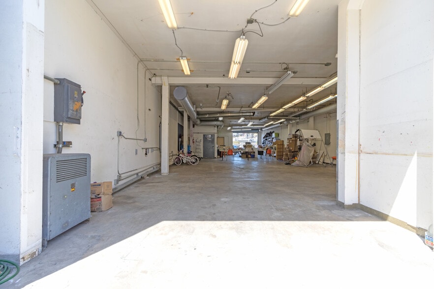 More Photos Of 111 Quint St, San Francisco Warehouse For Sale