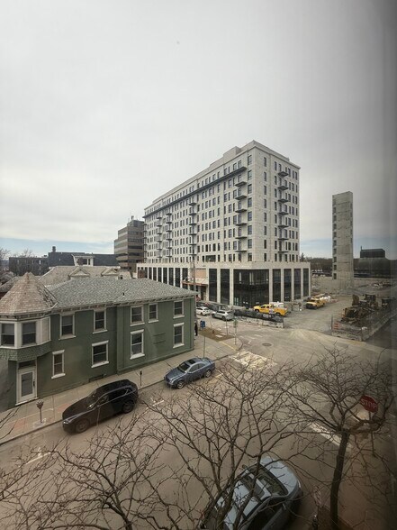 More Photos Of 76 Saint Paul St, Burlington Office Residential For Sale