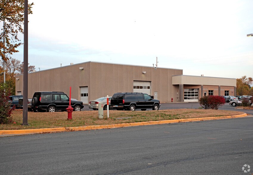 More Photos Of 1320 Mill Ln, Waconia Auto Dealership For Sale