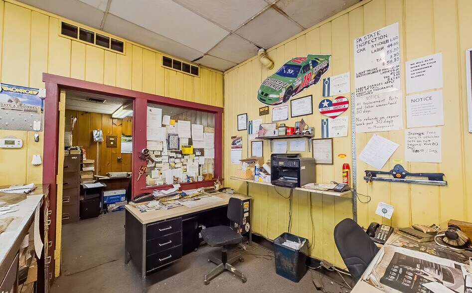 More Photos Of 765 Columbia Blvd, Bloomsburg Auto Repair For Sale