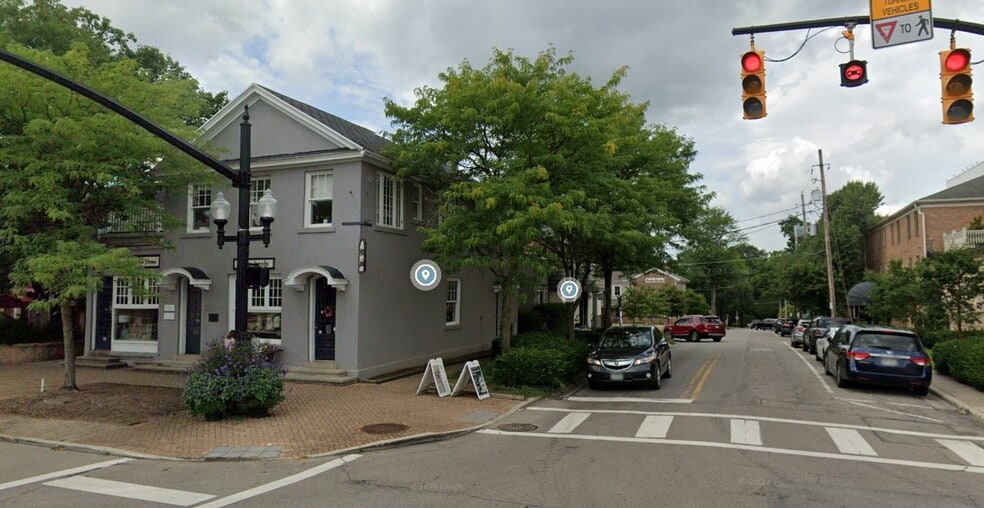 More Photos Of 633-635 High St, Columbus Storefront For Lease