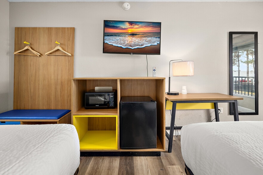 More Photos Of 2525 N Salisbury Blvd, Salisbury Hotel For Sale