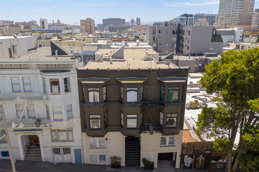 More Photos Of 1675 Clay St, San Francisco Apartments For Sale