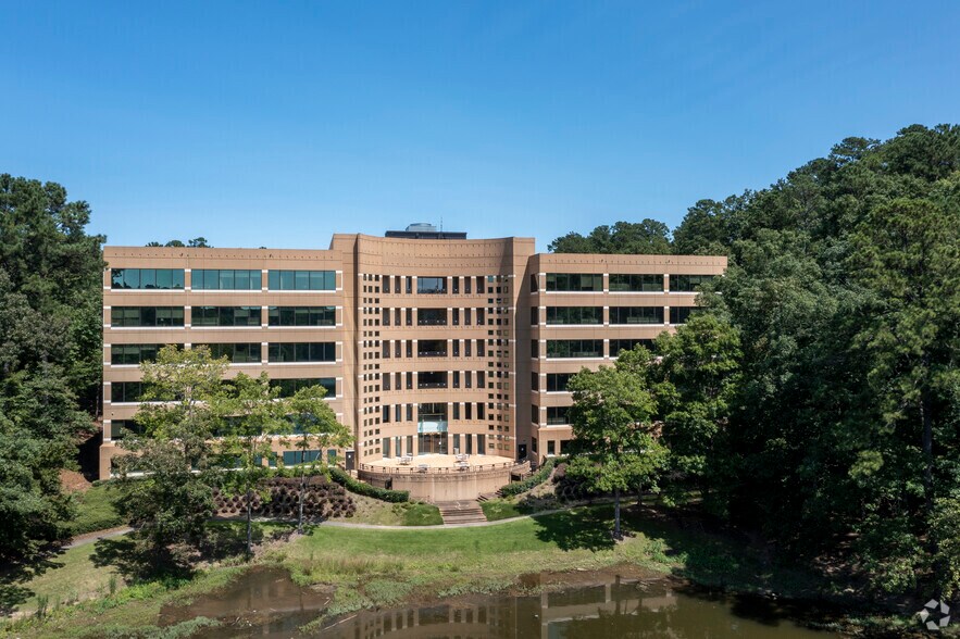 More Photos Of 2000 International Park Dr, Birmingham Office For Sale